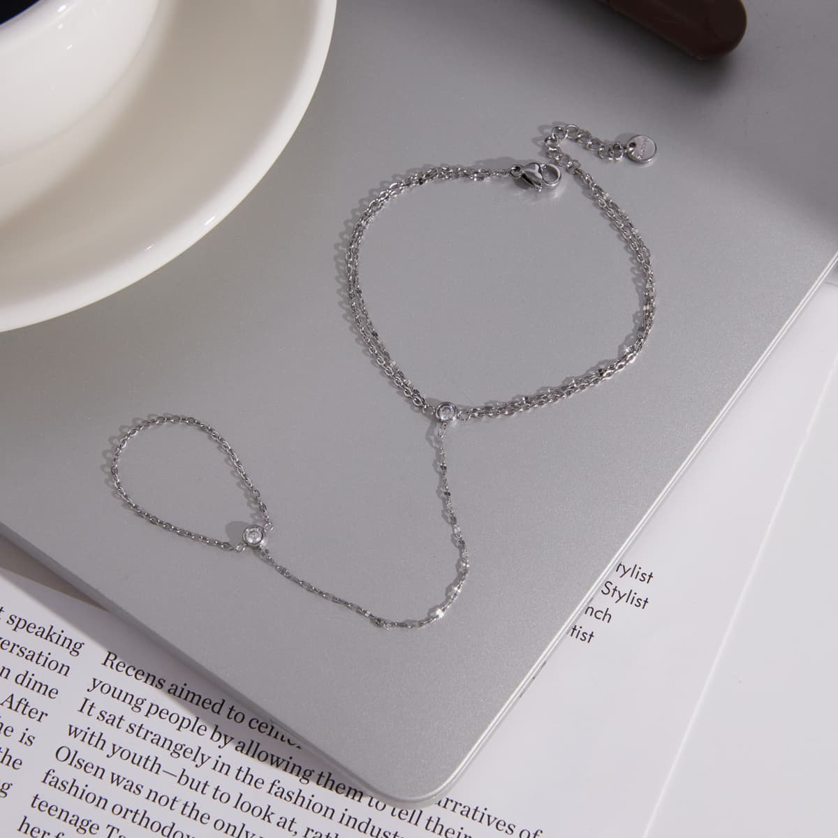 Classic Hand Chain 