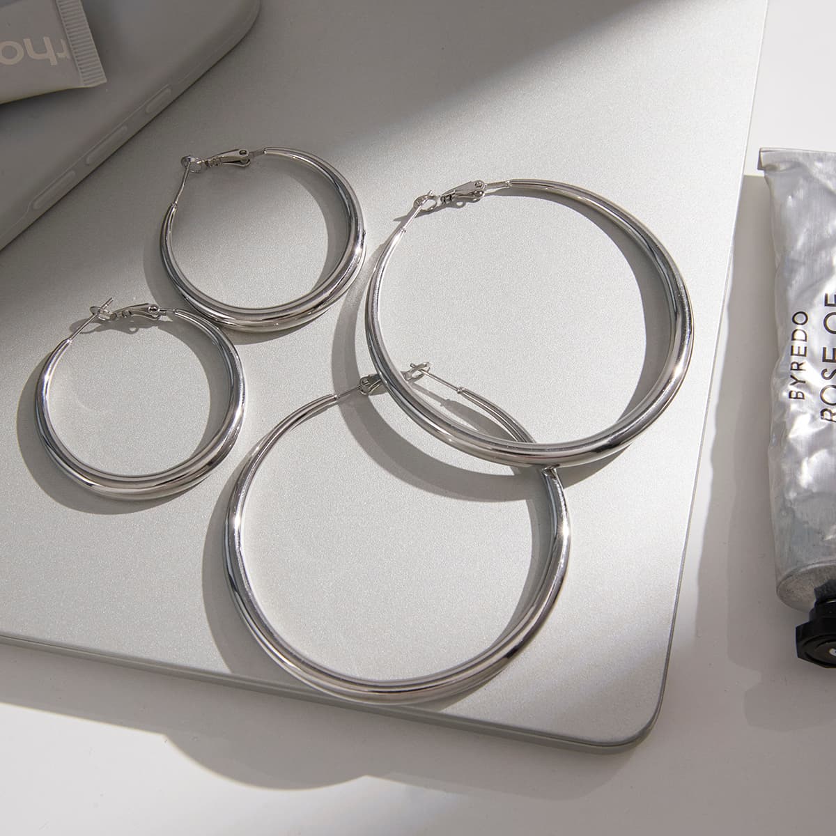 Classic Thick Hoops 
