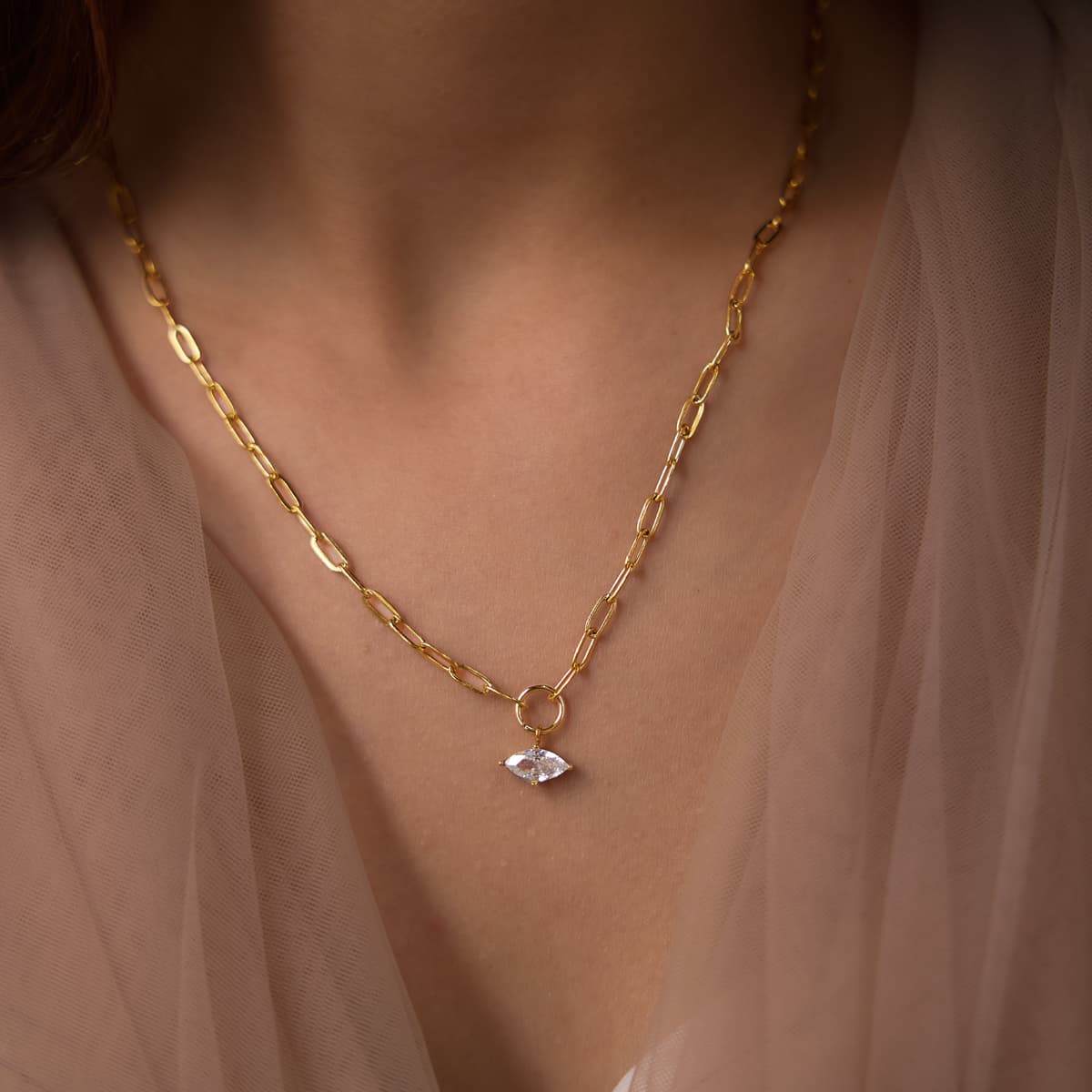 Eye Zircon Necklace