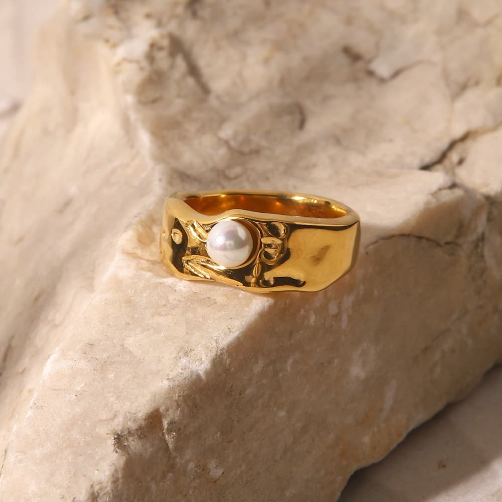 Pearl Wave Ring
