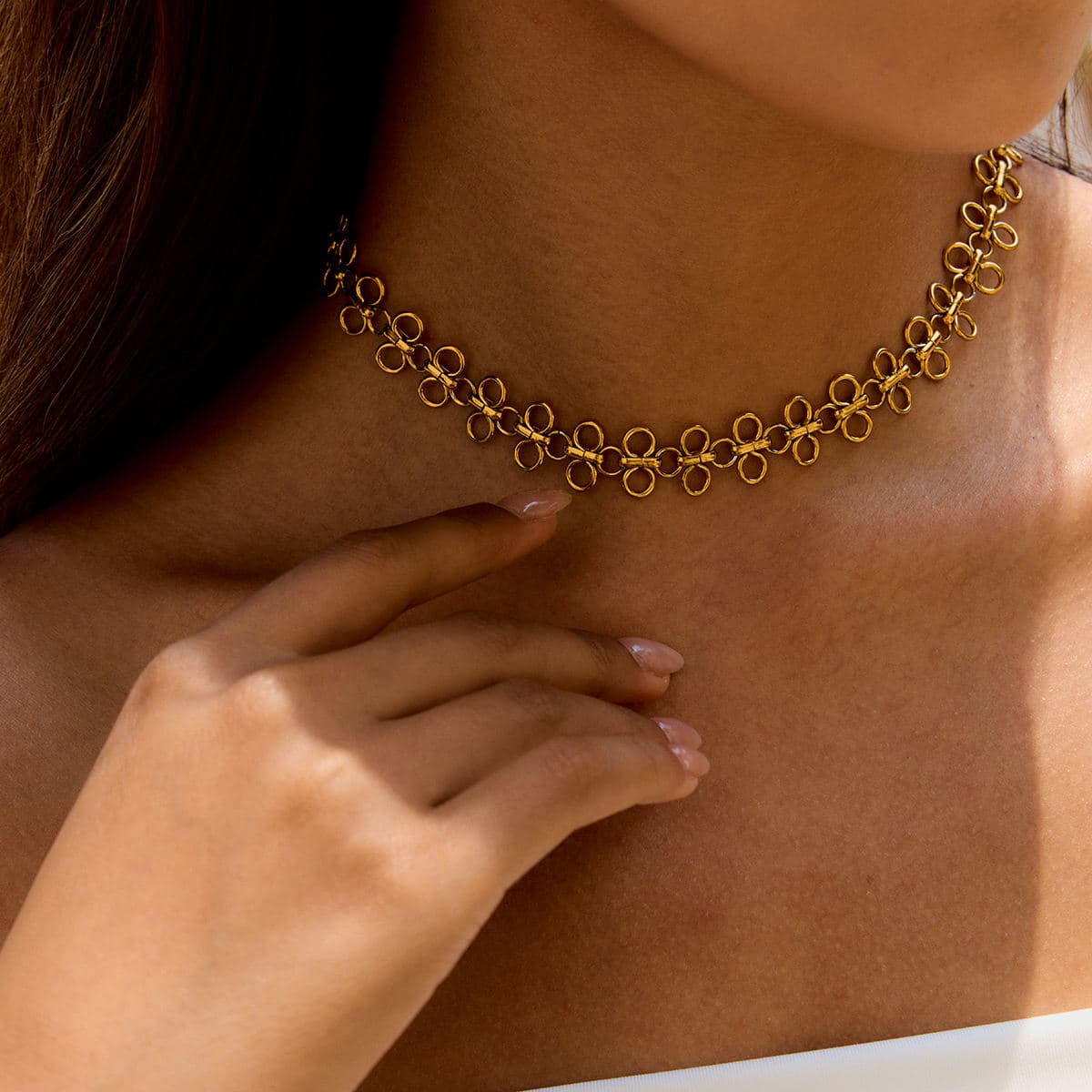 Daisy Chain Choker Necklace 