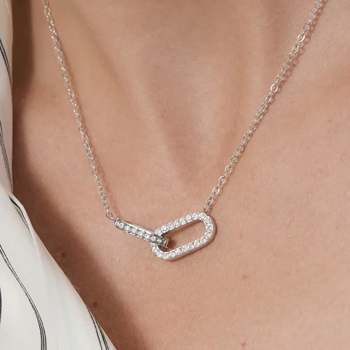 Interlocking Necklace