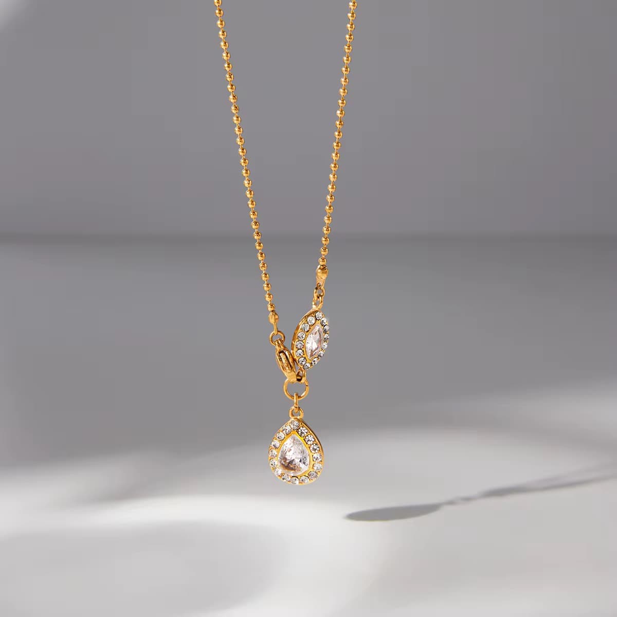 Pear-Shaped Zircon Necklace