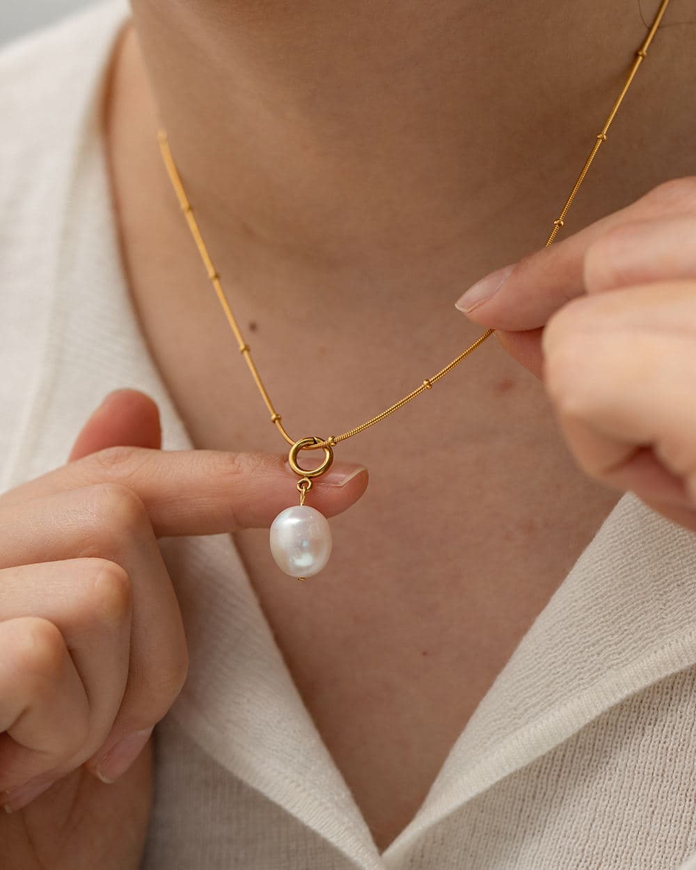 Freshwater Pearl Pendant Necklace 