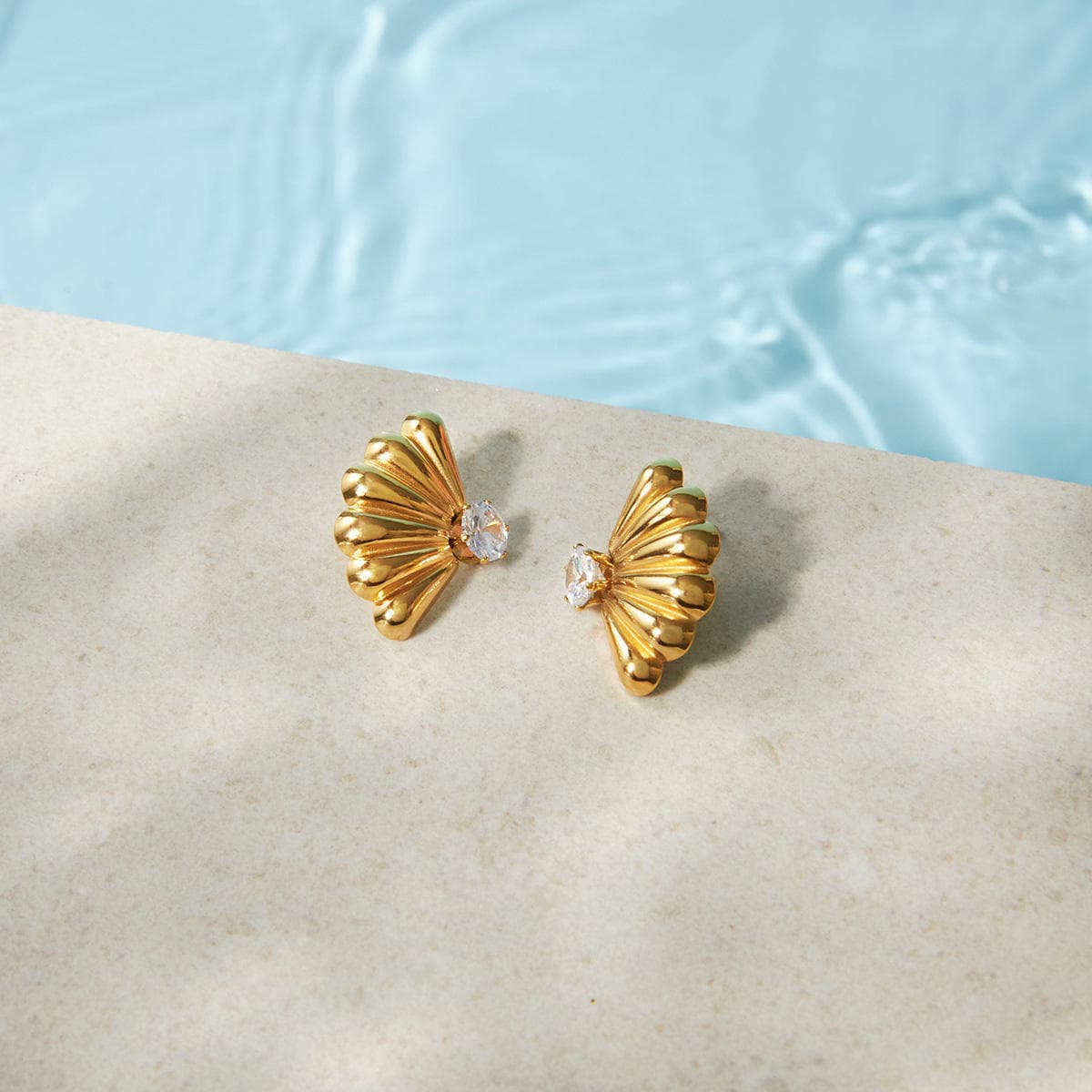 Seashell Stud Earrings 
