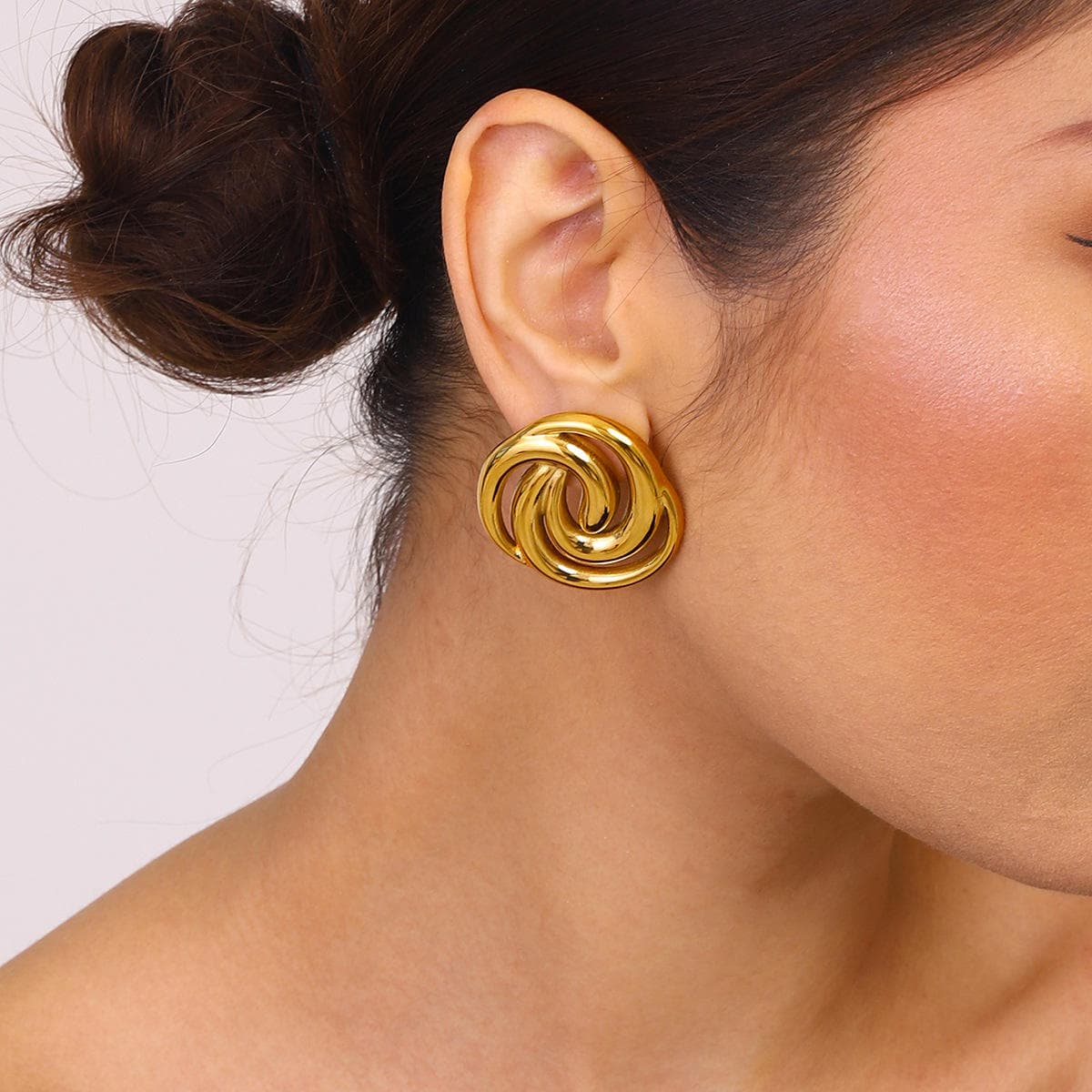 Knot Stud Earrings 