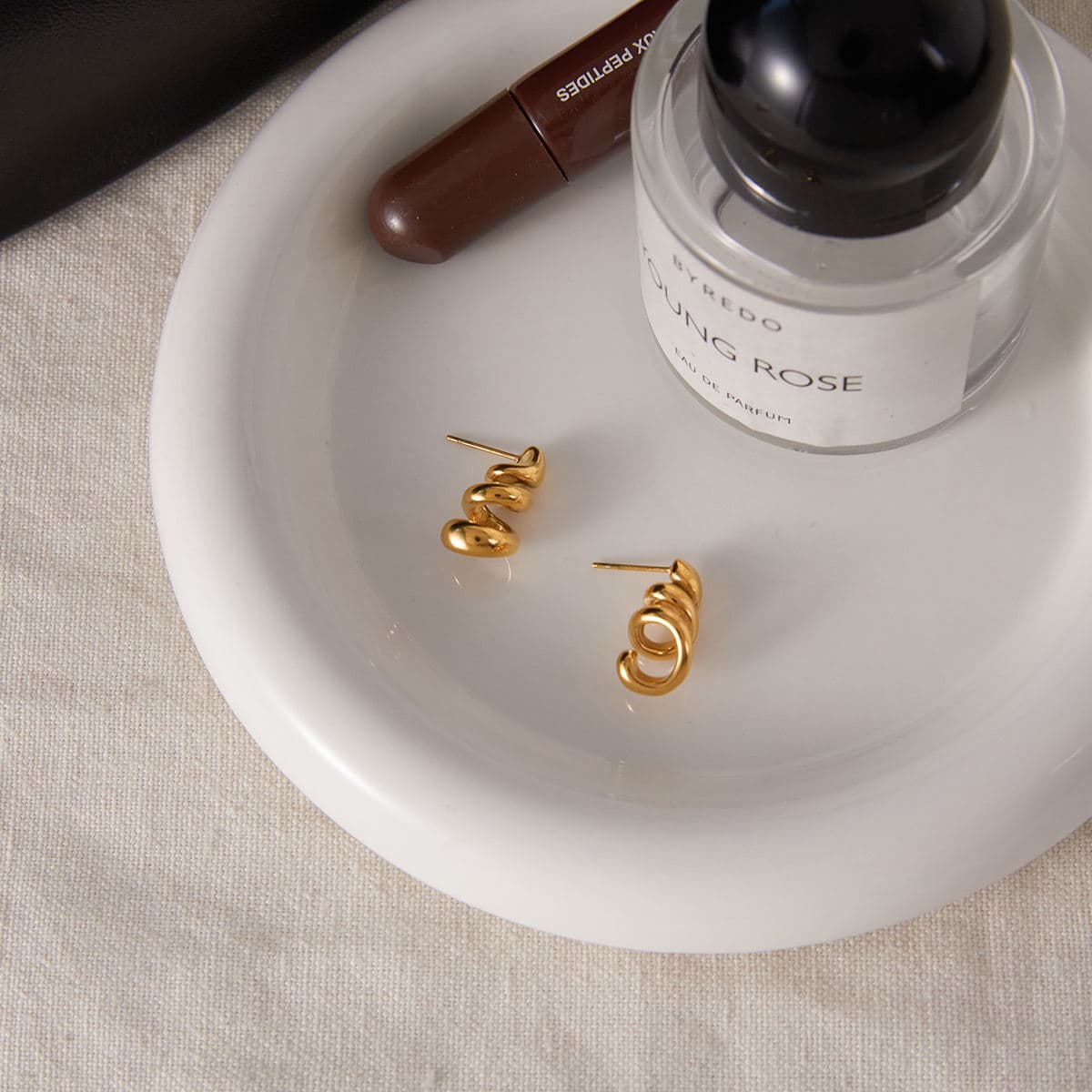 Twist Earrings