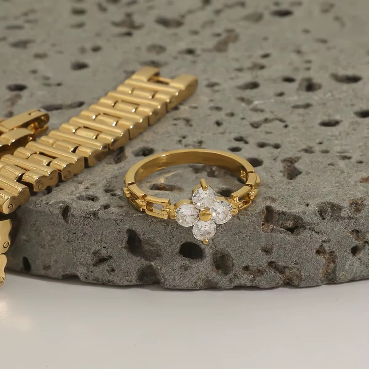 Floral Zircon Ring
