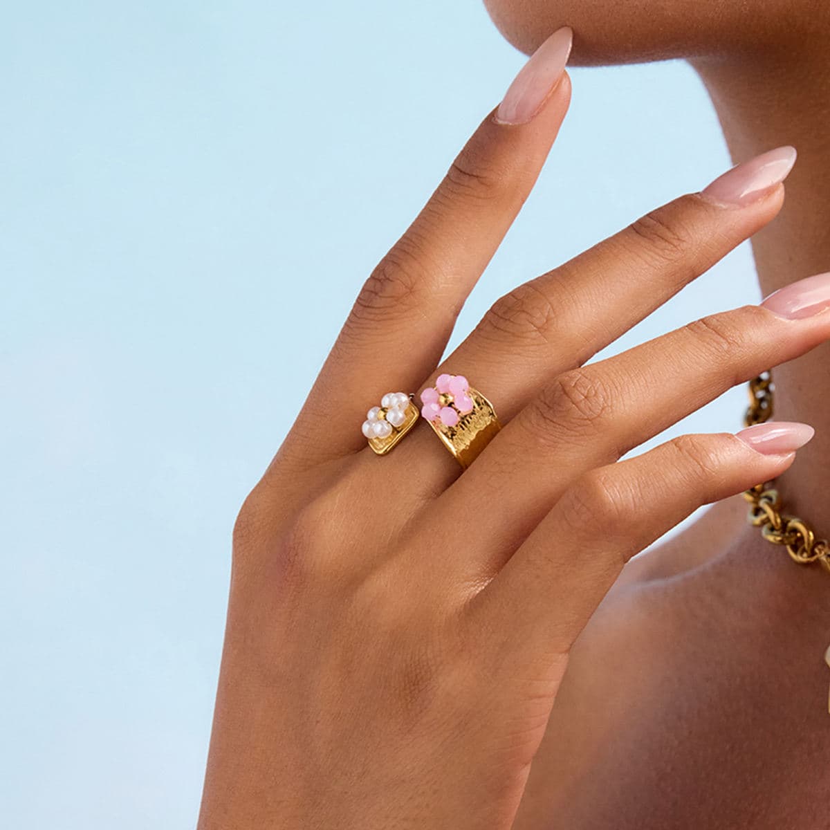 Floral Pearl Ring 