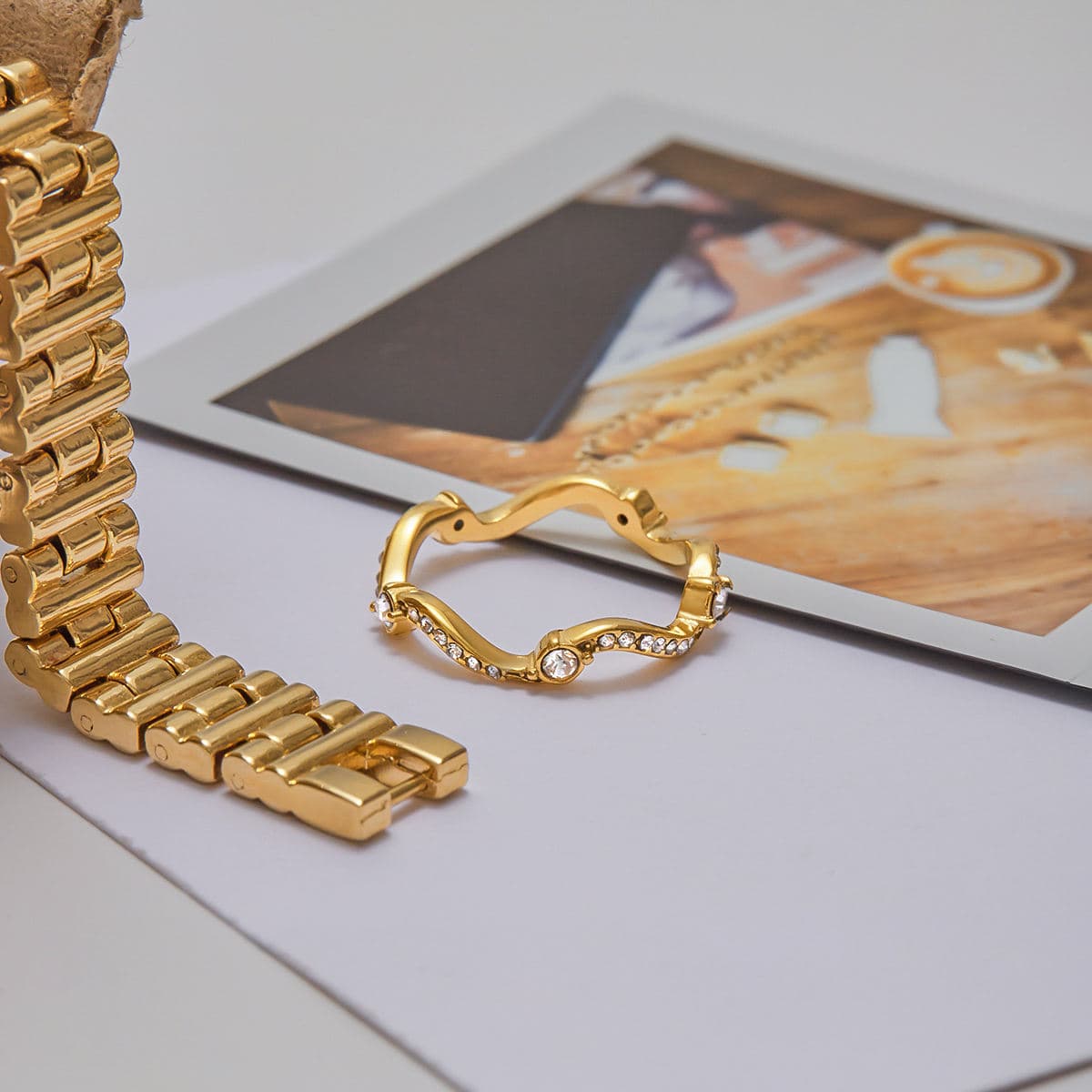 Wave Zirconia Ring 