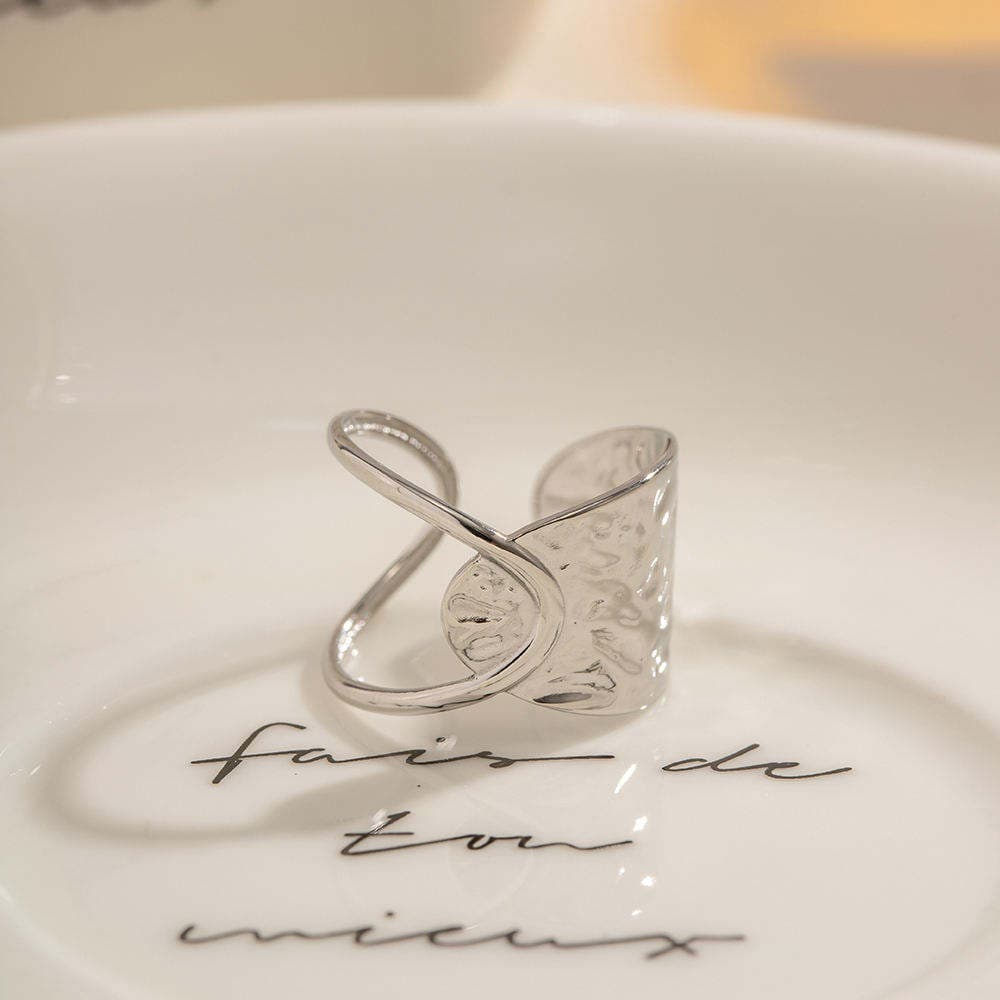 Hammered Ring 